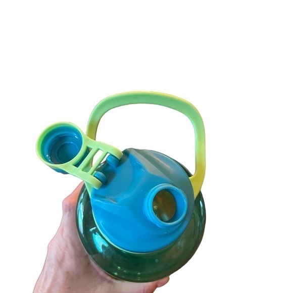 Zak Water Bottle - Picture 3 of 3